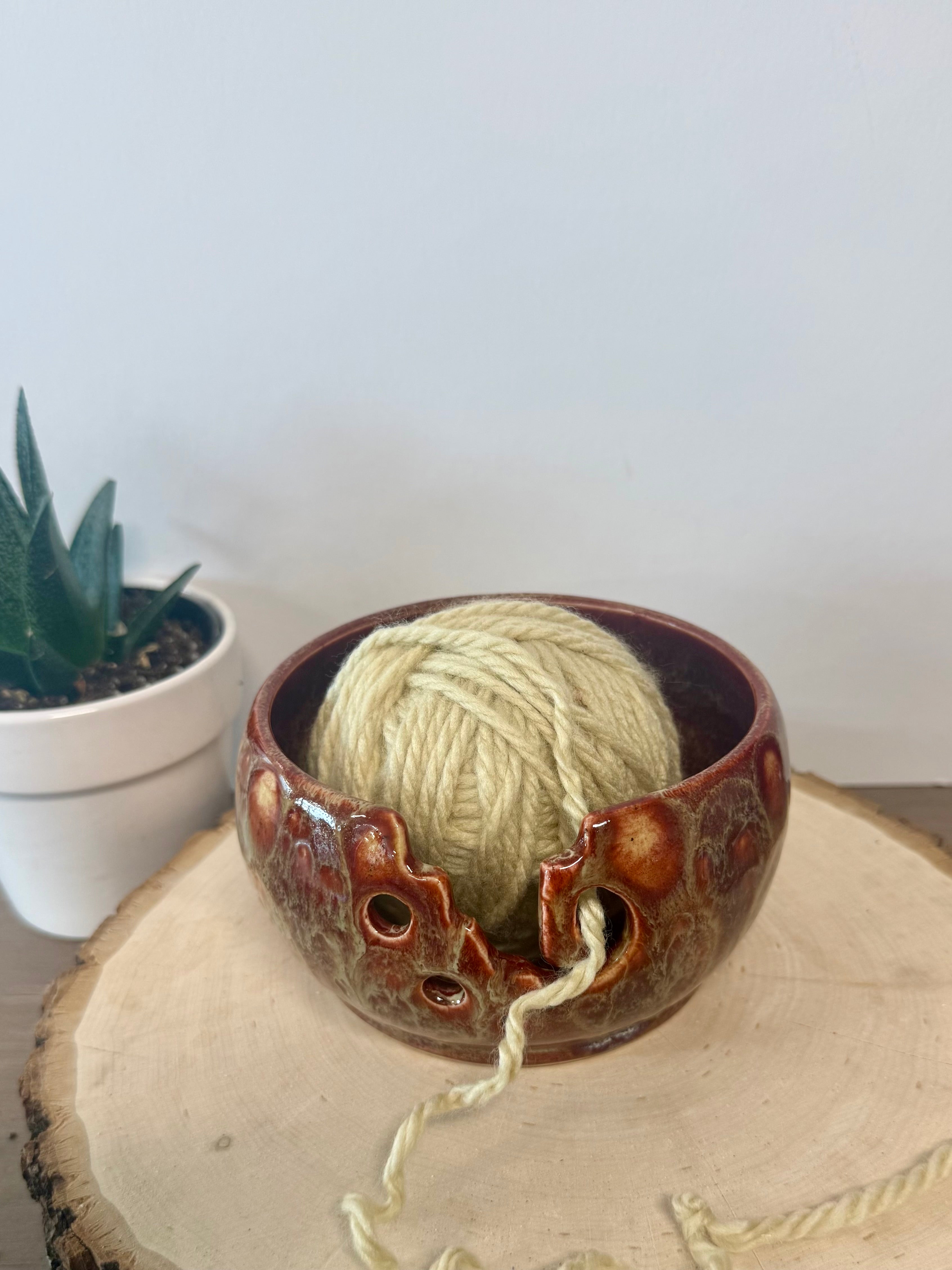 Yarn bowl with rich browns